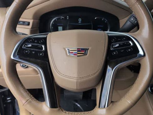 Used 2019 Cadillac Escalade ESV Platinum AWD/4WD image 22