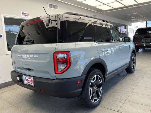 Used 2023 Ford Bronco Sport Outer Banks w/ Tech Package AWD/4WD image 5