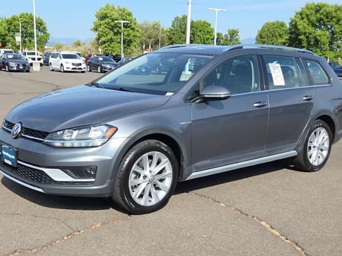 Used 2019 Volkswagen Golf Alltrack SE AWD/4WD image 4
