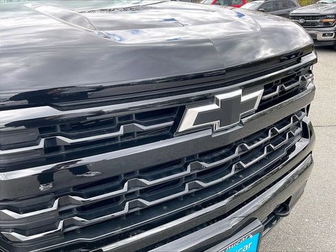Used 2024 Chevrolet Silverado 1500 RST AWD/4WD image 29