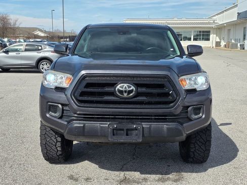 Used 2020 Toyota Tacoma SR image 2