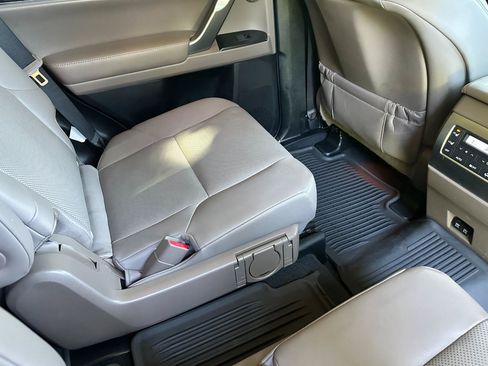 Used 2023 Lexus GX 460 Premium AWD/4WD image 27