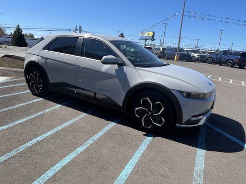 Certified 2024 Hyundai Ioniq 5 SE image 7