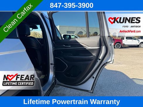 Used 2024 Jeep Grand Cherokee Limited 4xe image 18