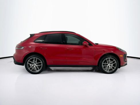 Used 2026 Porsche Macan AWD/4WD image 8