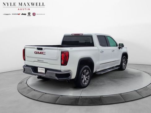 Used 2024 GMC Sierra 1500 SLT image 17