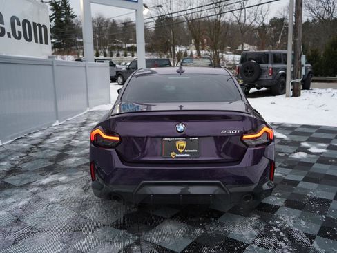 Used 2022 BMW 230i Coupe w/ Premium Package image 9