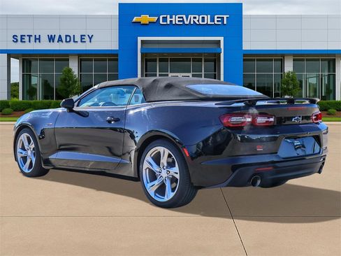 Used 2023 Chevrolet Camaro LT w/ Technology Package image 5