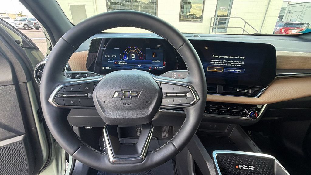 Used 2026 Chevrolet Equinox ACTIV FWD image 15