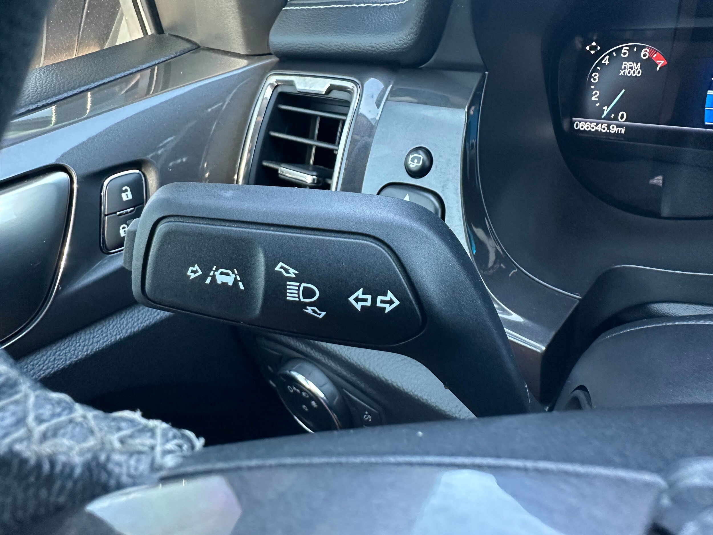 Used 2021 Ford Ranger Lariat w/ Equipment Group 501A High AWD/4WD image 26