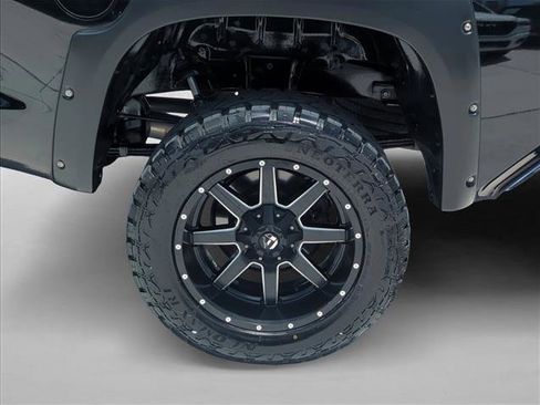 Used 2018 Toyota Tundra SR5 w/ SR5 Upgrade Package RWD image 21