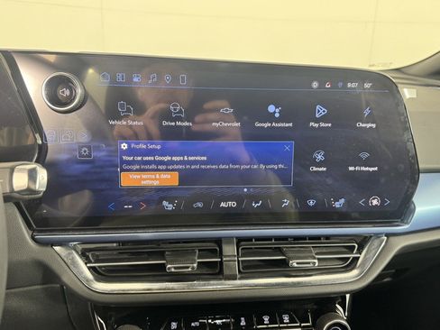 Used 2026 Chevrolet Equinox EV LT image 18