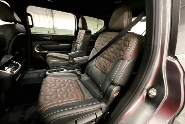Used 2025 Nissan Armada Platinum AWD/4WD image 26