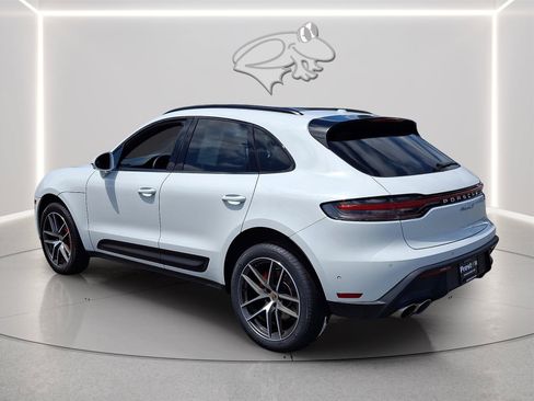Used 2022 Porsche Macan S AWD/4WD image 3