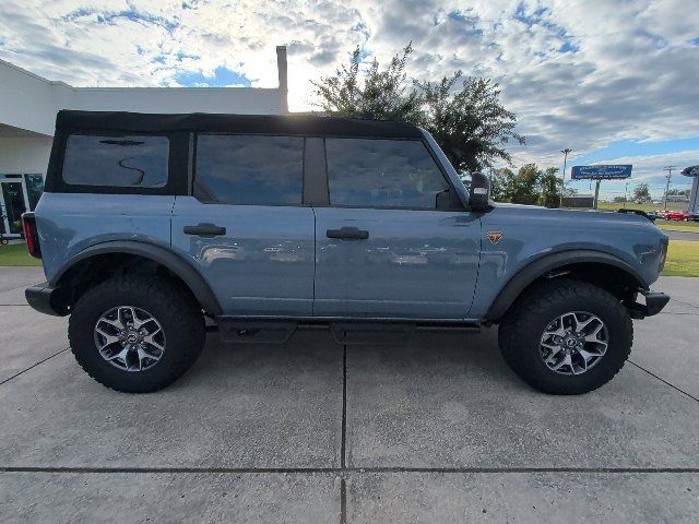 Used 2023 Ford Bronco Badlands AWD/4WD image 8