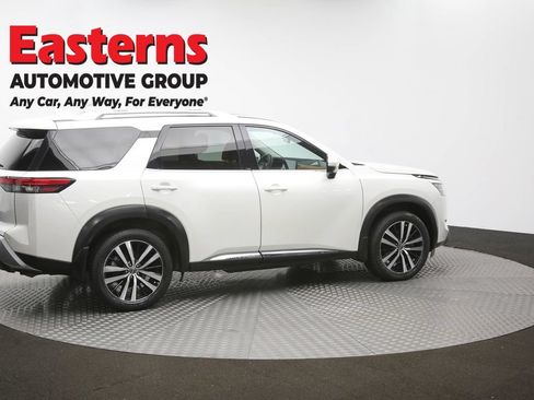 Used 2023 Nissan Pathfinder Platinum AWD/4WD image 47
