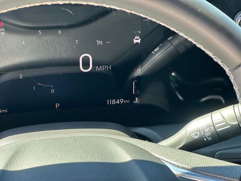 Used 2025 Buick Encore GX Preferred image 38