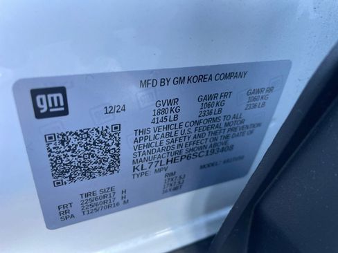 Used 2025 Chevrolet Trax LT image 24