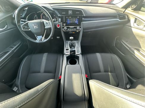 Used 2019 Honda Civic Sport image 6