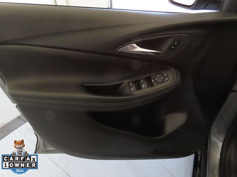 Used 2024 Buick Encore GX Sport Touring image 11