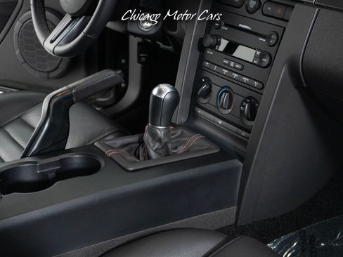 Used 2007 Ford Mustang Shelby GT500 RWD image 52