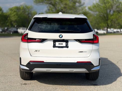New 2026 BMW X1 xDrive28i w/ Convenience Package AWD/4WD image 5