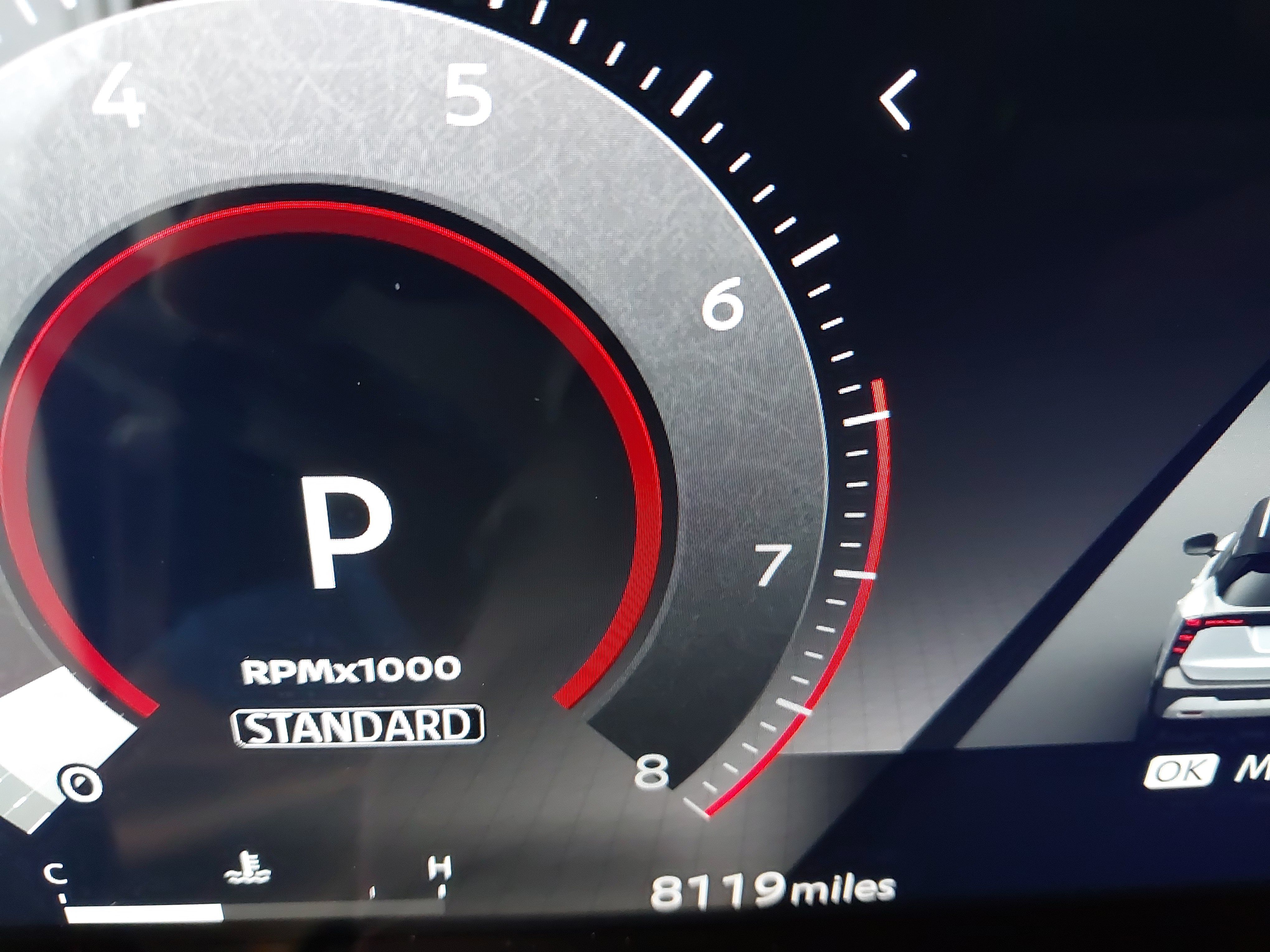 Used 2025 Nissan Kicks SR w/ SR Premium Package FWD image 19