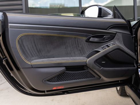 Certified 2024 Porsche 718 Boxster Spyder RS RWD image 31