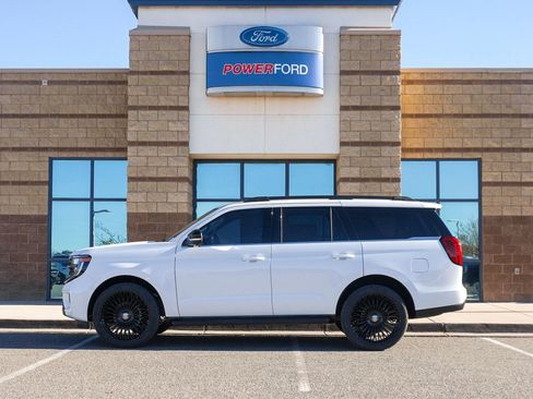 New 2025 Ford Expedition Active AWD/4WD image 9