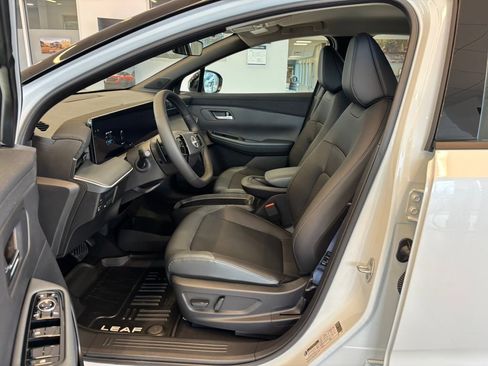 New 2026 Nissan Leaf SV+ w/ Floor Mat Package (SV+) image 14