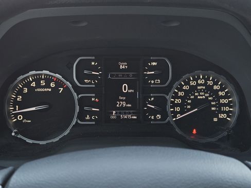 Used 2020 Toyota Tundra SR5 image 17