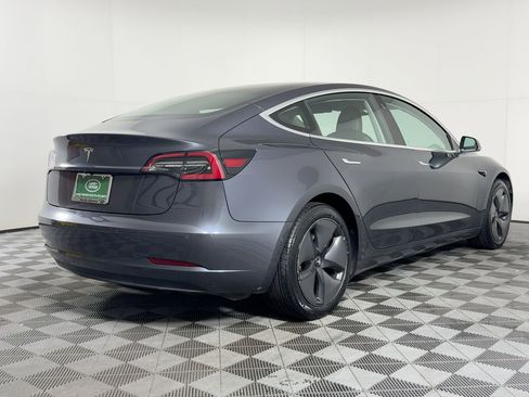 Used 2018 Tesla Model 3 Long Range image 9