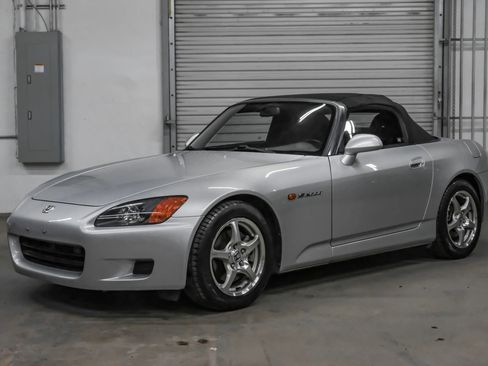 Used 2003 Honda S2000 image 6