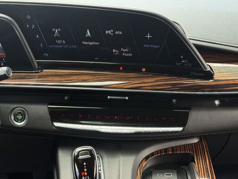 Used 2021 Cadillac Escalade Premium Luxury w/ Performance Package RWD image 16