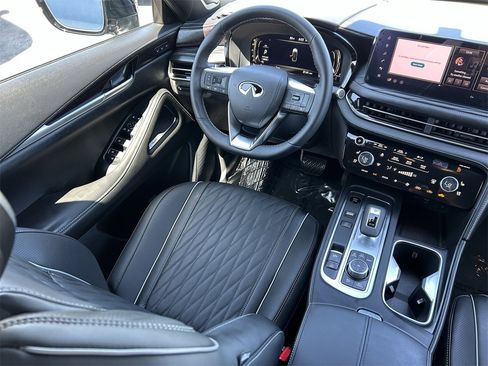 New 2026 INFINITI QX60 Autograph w/ Dark Cargo Package image 18