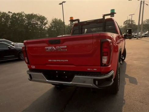 Certified 2022 GMC Sierra 3500 SLE w/ X31 Off-Road Package image 8