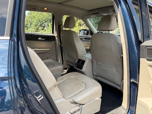Used 2018 Volkswagen Atlas SEL Premium AWD/4WD image 40