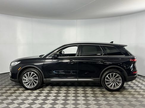 Used 2024 Lincoln Corsair Reserve w/ Equipment Group 201A image 8