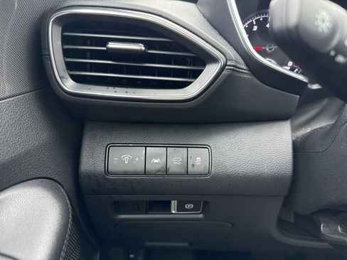 Used 2023 Hyundai Santa Fe SEL image 18