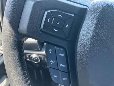 Used 2019 Ford F150 XLT w/ Equipment Group 302A Luxury AWD/4WD image 25