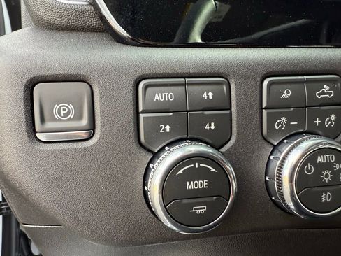 New 2026 GMC Sierra 2500 SLT image 29