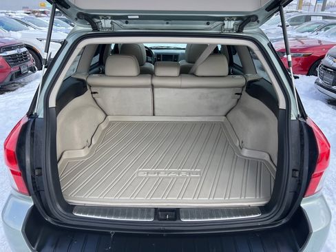 Used 2009 Subaru Outback 3.0R image 23