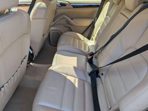 Used 2011 Porsche Cayenne S AWD/4WD image 23