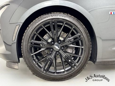 Used 2017 Chevrolet Camaro SS image 37