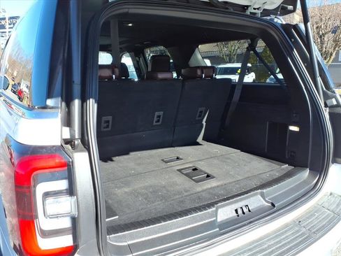 Used 2024 Ford Expedition Max Limited image 13