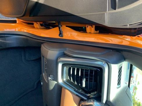 New 2026 GMC Canyon AT4 w/ AT4 Premium Package AWD/4WD image 16