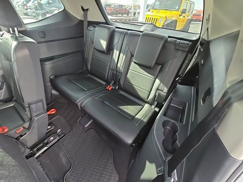 Used 2022 Volkswagen Atlas SE image 9