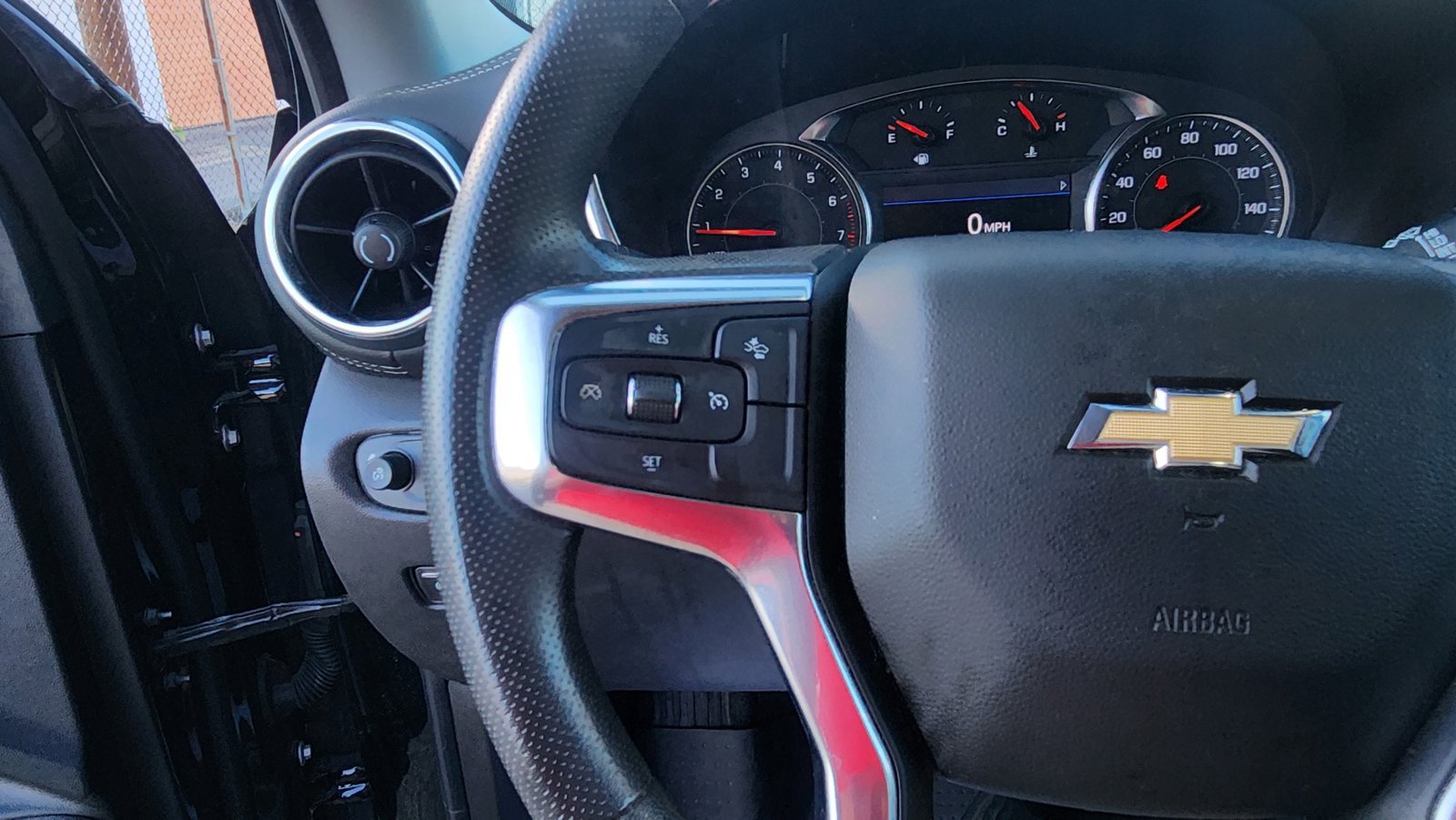 Used 2024 Chevrolet Blazer LT w/ Convenience Package FWD image 17