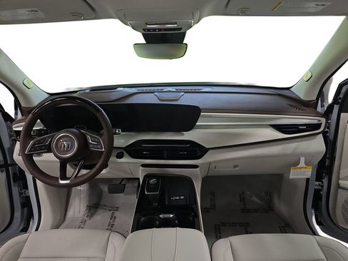New 2026 Buick Enclave Avenir w/ Super Cruise Package AWD/4WD image 9