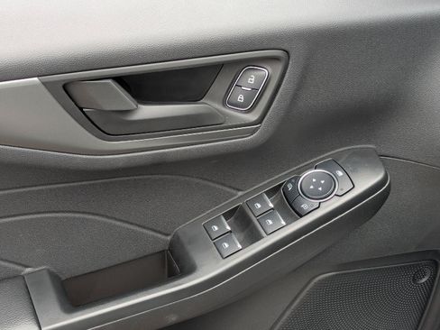 Used 2025 Ford Escape Active AWD/4WD image 11